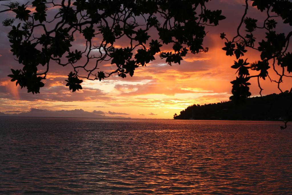 Hotel Le Mahana Parea Luaran gambar