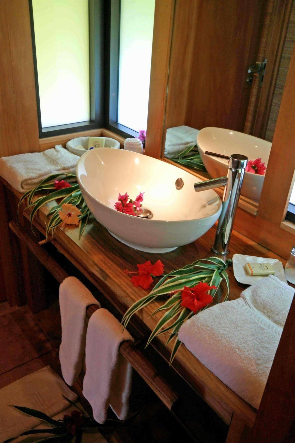 Hotel Le Mahana Parea Luaran gambar