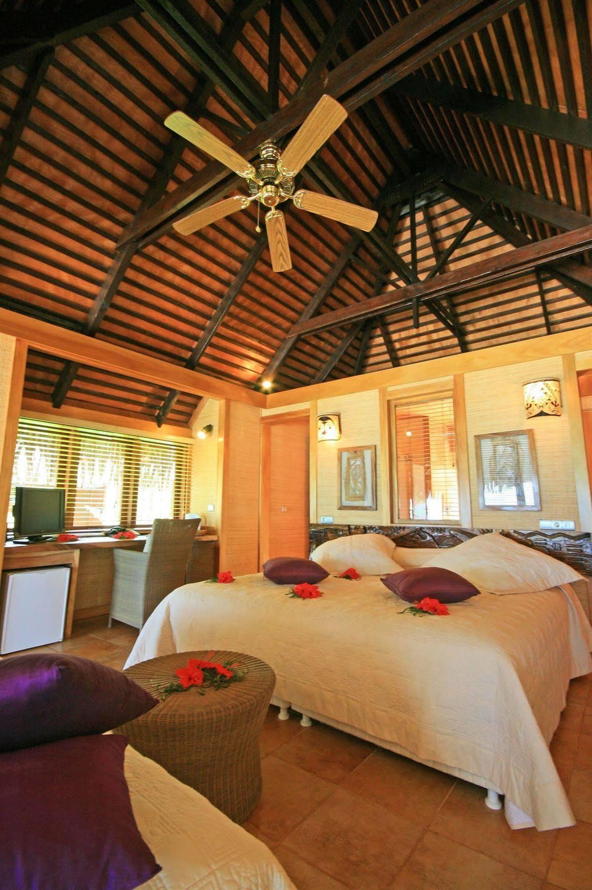 Hotel Le Mahana Parea Luaran gambar